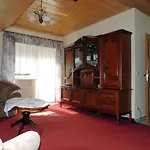 Am Hirtenberg Apartment