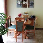 Am Hirtenberg Apartment *