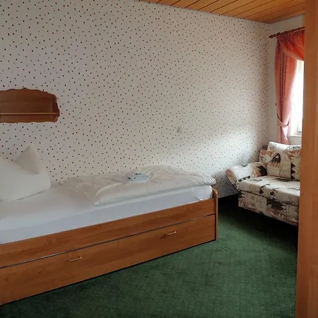 Apartmán Gaestehaus Am Hirtenberg *