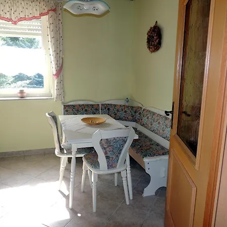 Gaestehaus Am Hirtenberg *