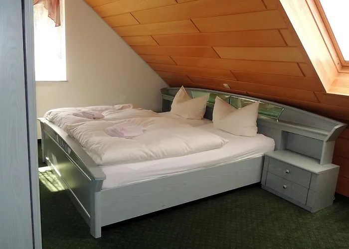 Gaestehaus Am Hirtenberg شقة *